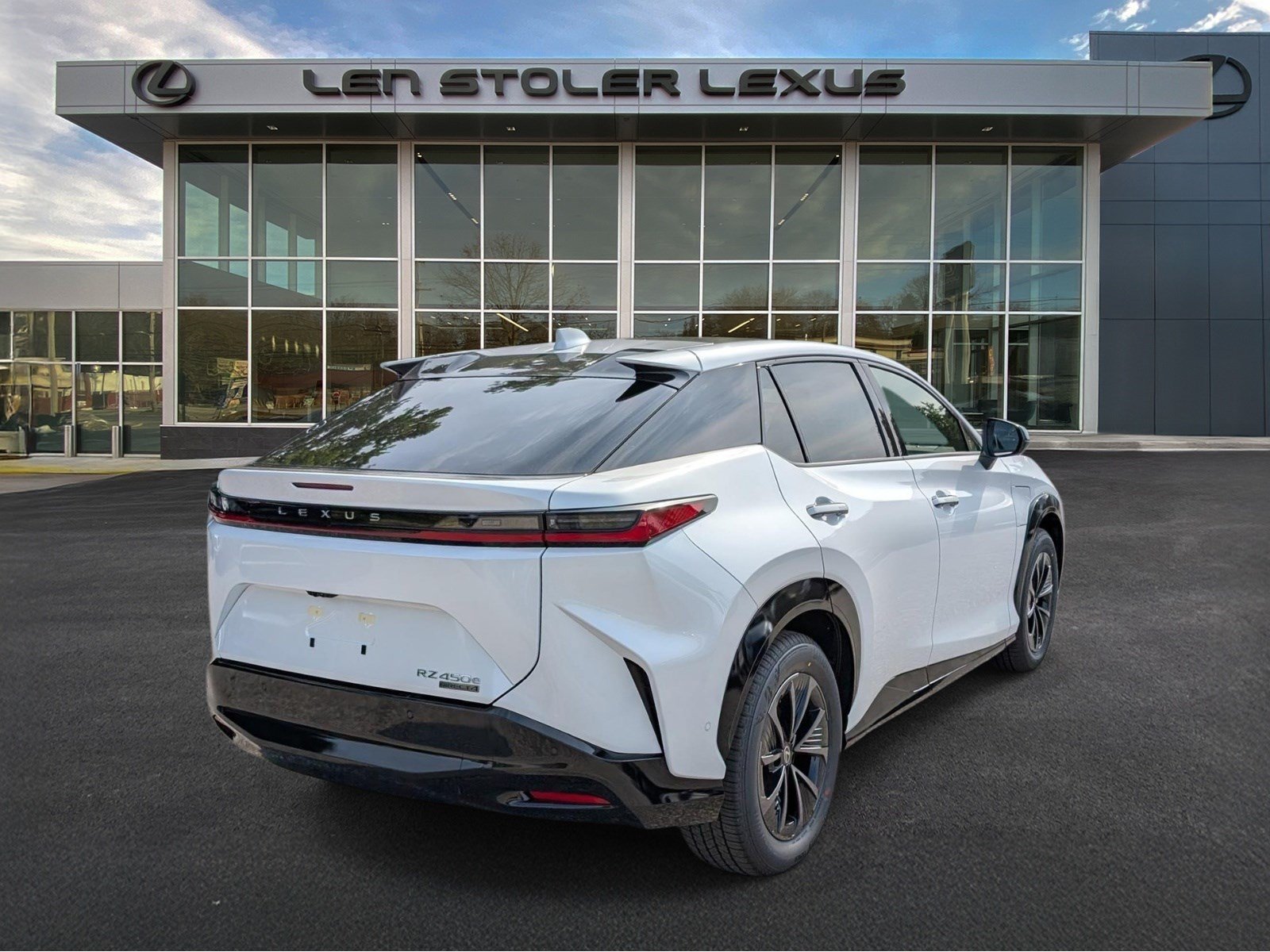 New 2026 Lexus RZ 450e AWD image 2