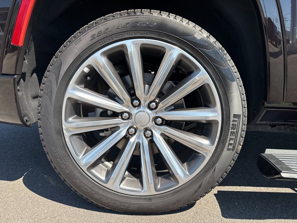 Used 2023 Jeep Grand Wagoneer L Series II image 15