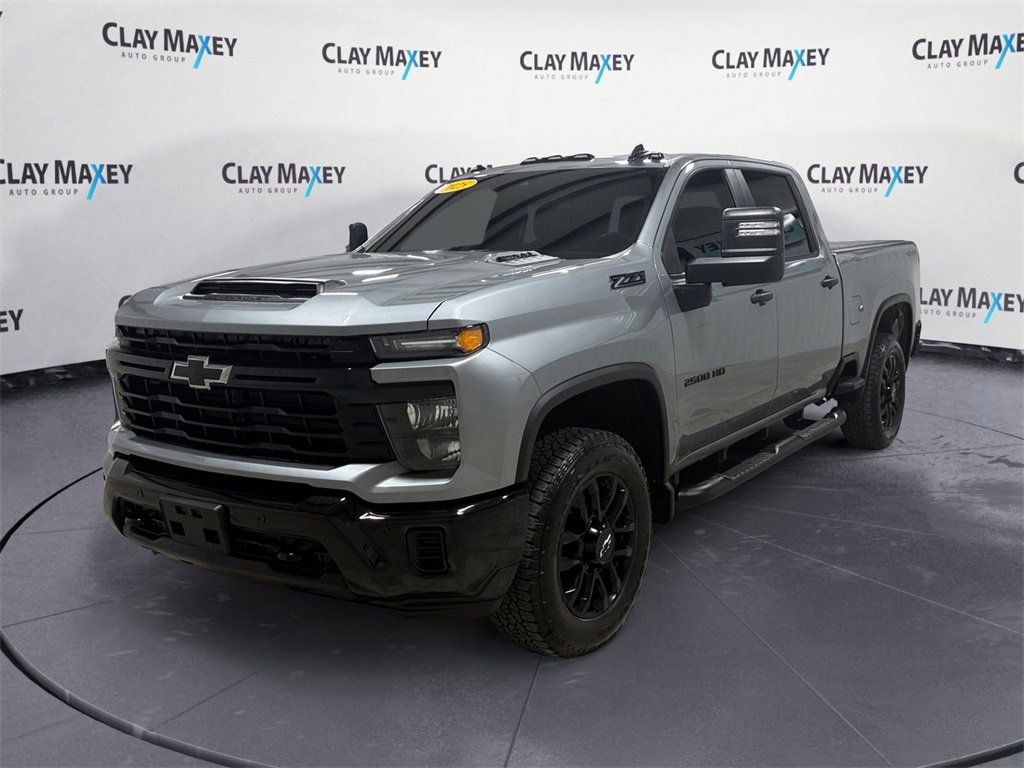 Used 2025 Chevrolet Silverado 2500 Custom w/ Custom Value Package