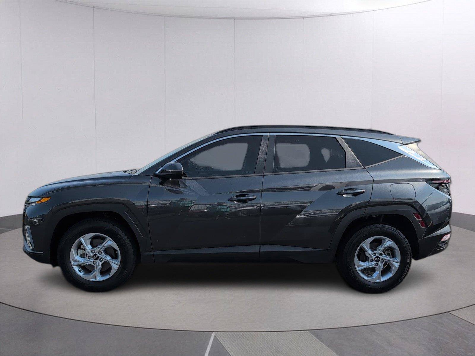 Used 2023 Hyundai Tucson SEL AWD/4WD image 2