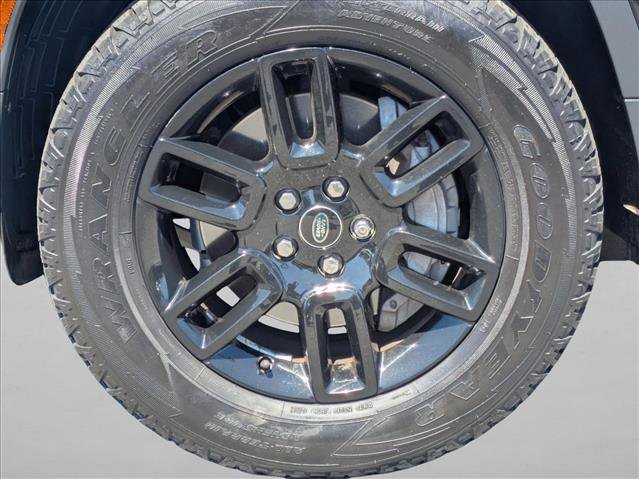 Certified 2023 Land Rover Defender 90 SE AWD/4WD image 25