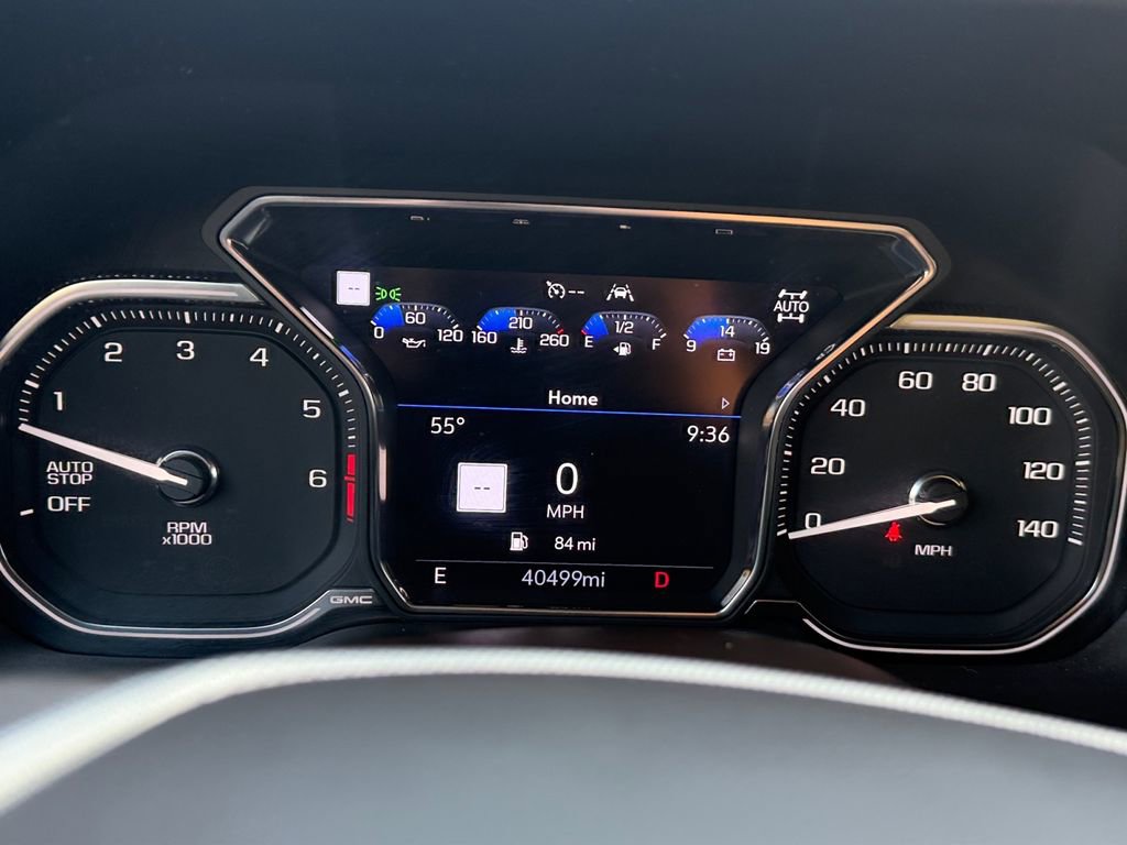 Used 2021 GMC Yukon Denali w/ Denali Premium Package image 22