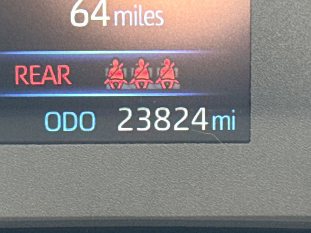 Used 2024 Toyota Corolla Cross L image 20