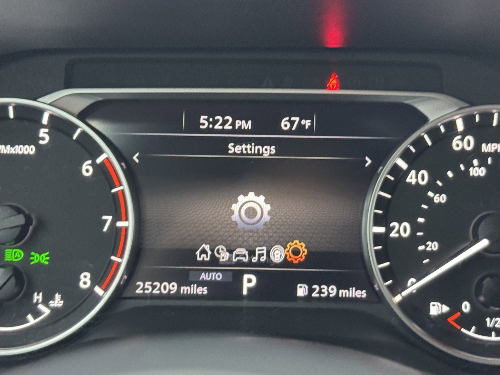 Used 2024 Nissan Rogue S AWD/4WD image 27