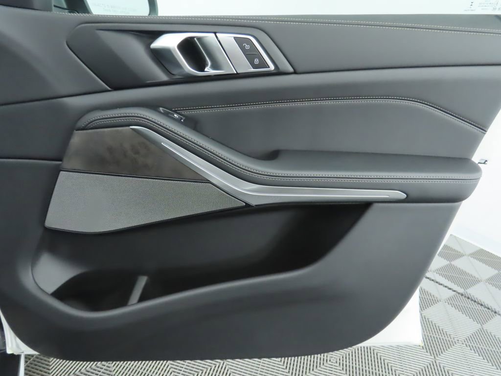 New 2026 BMW X5 xDrive40i w/ Premium Package image 26