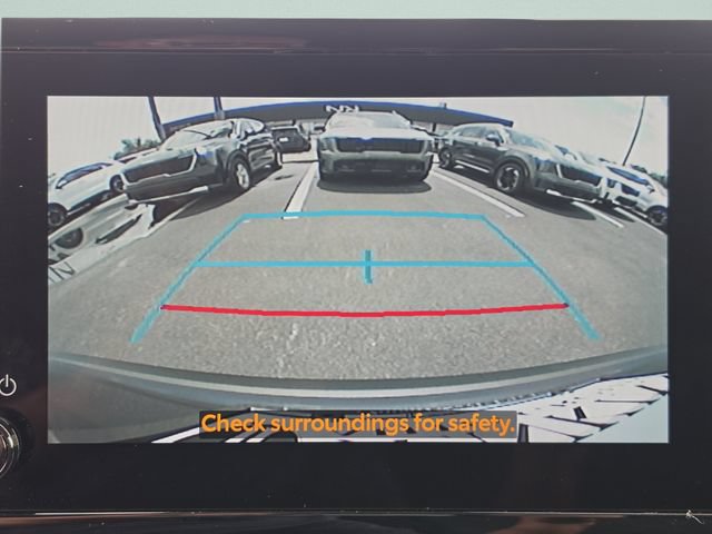 Used 2023 Toyota Corolla Cross LE FWD image 32