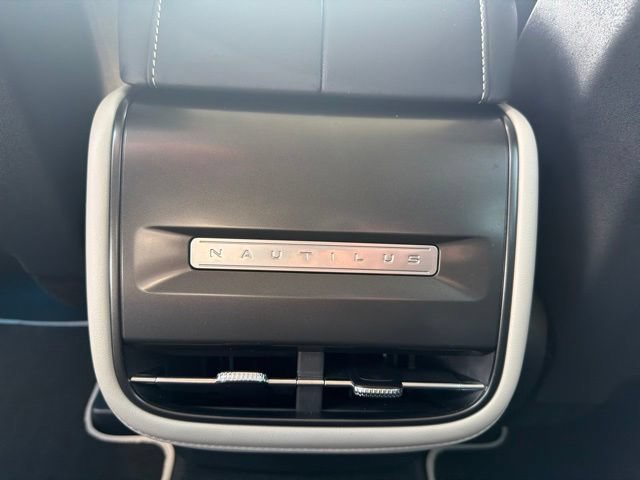 Certified 2025 Lincoln Nautilus Premier AWD/4WD image 24
