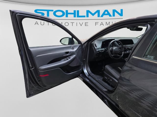 Used 2023 Hyundai Sonata SEL w/ Convenience Package FWD image 12