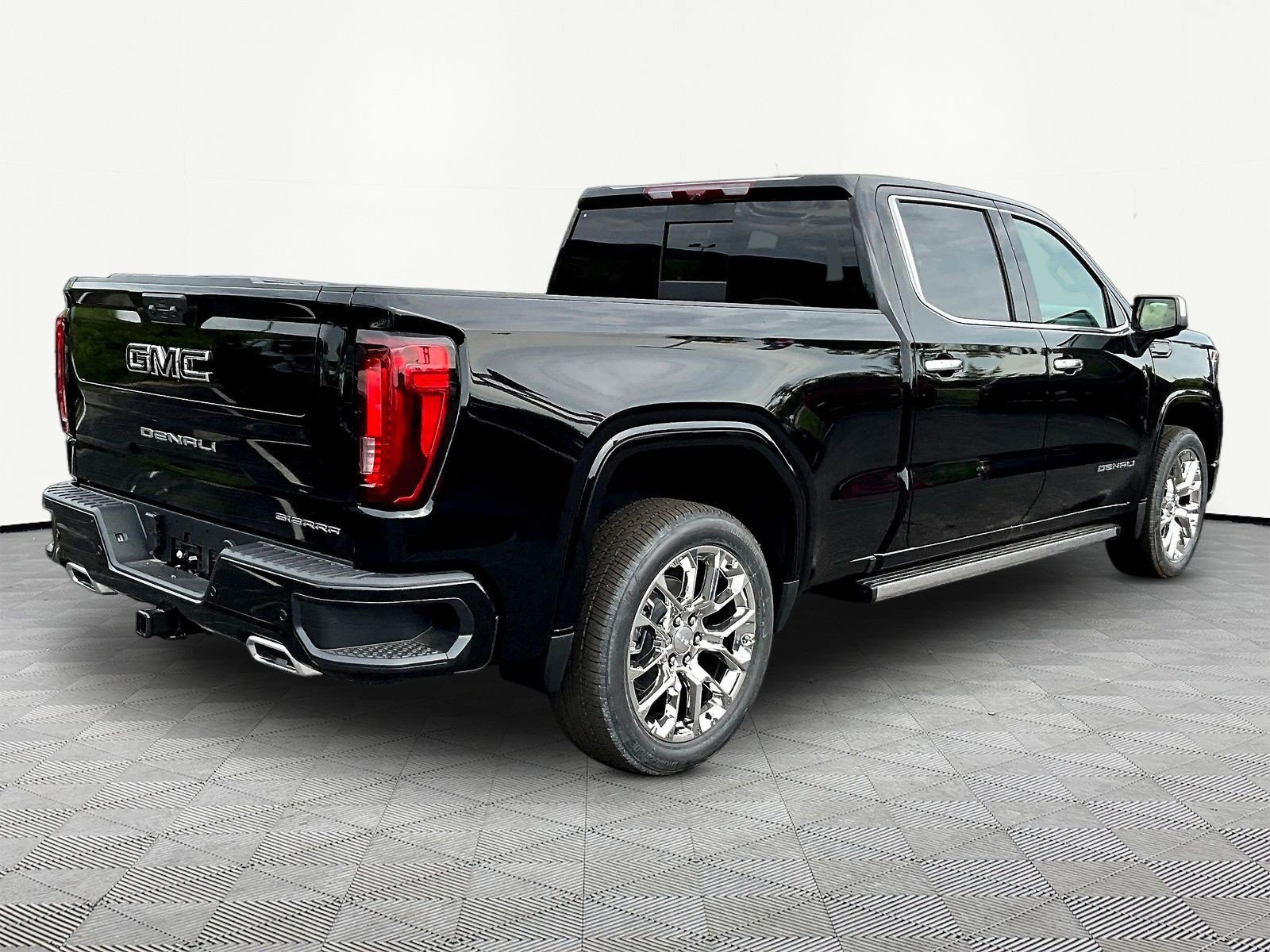 New 2026 GMC Sierra 1500 Denali w/ Denali Reserve Package AWD/4WD image 7