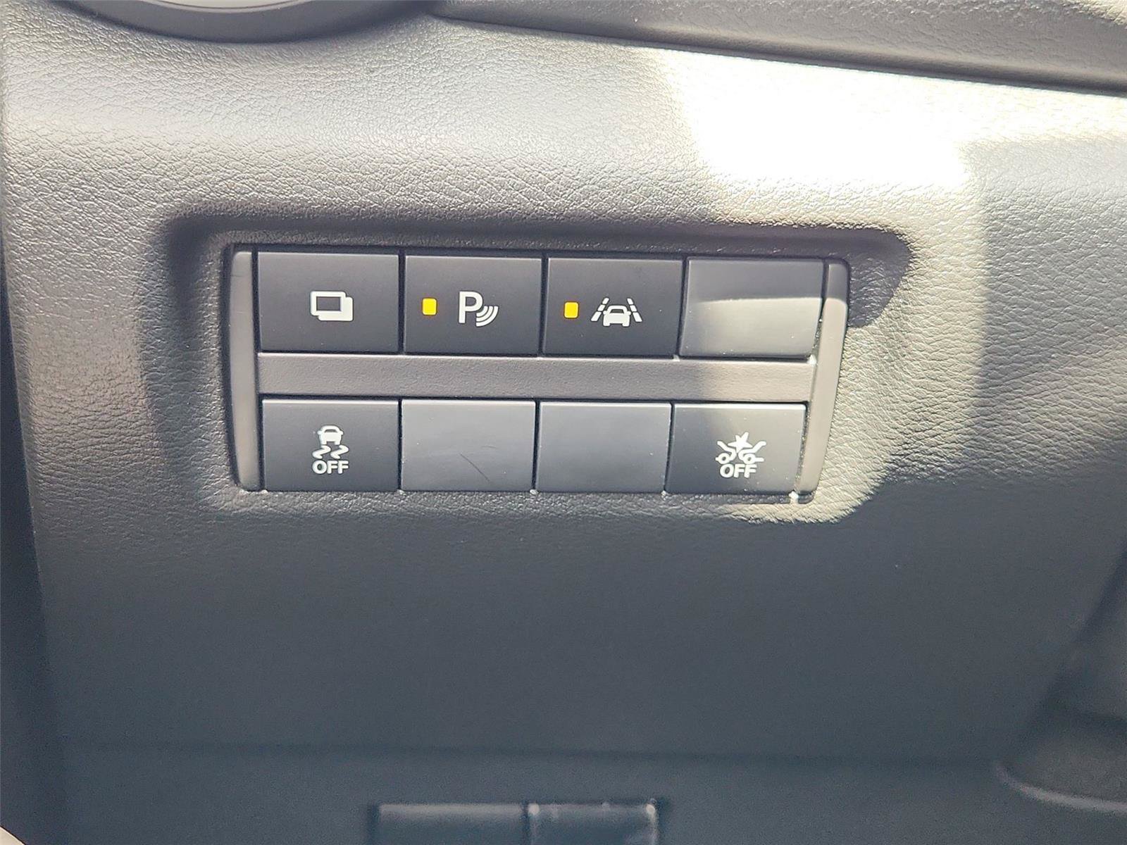 Used 2025 Nissan Versa S w/ S Plus Package FWD image 16
