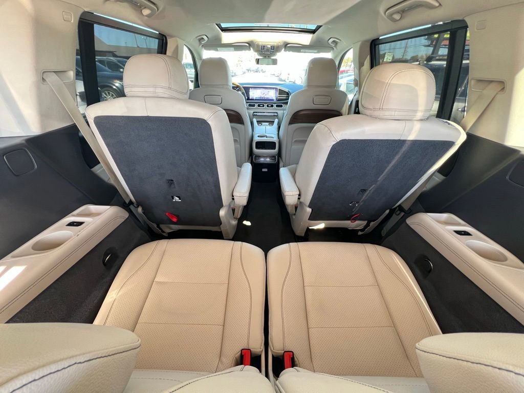 Used 2020 Mercedes-Benz GLS 450 4MATIC image 25