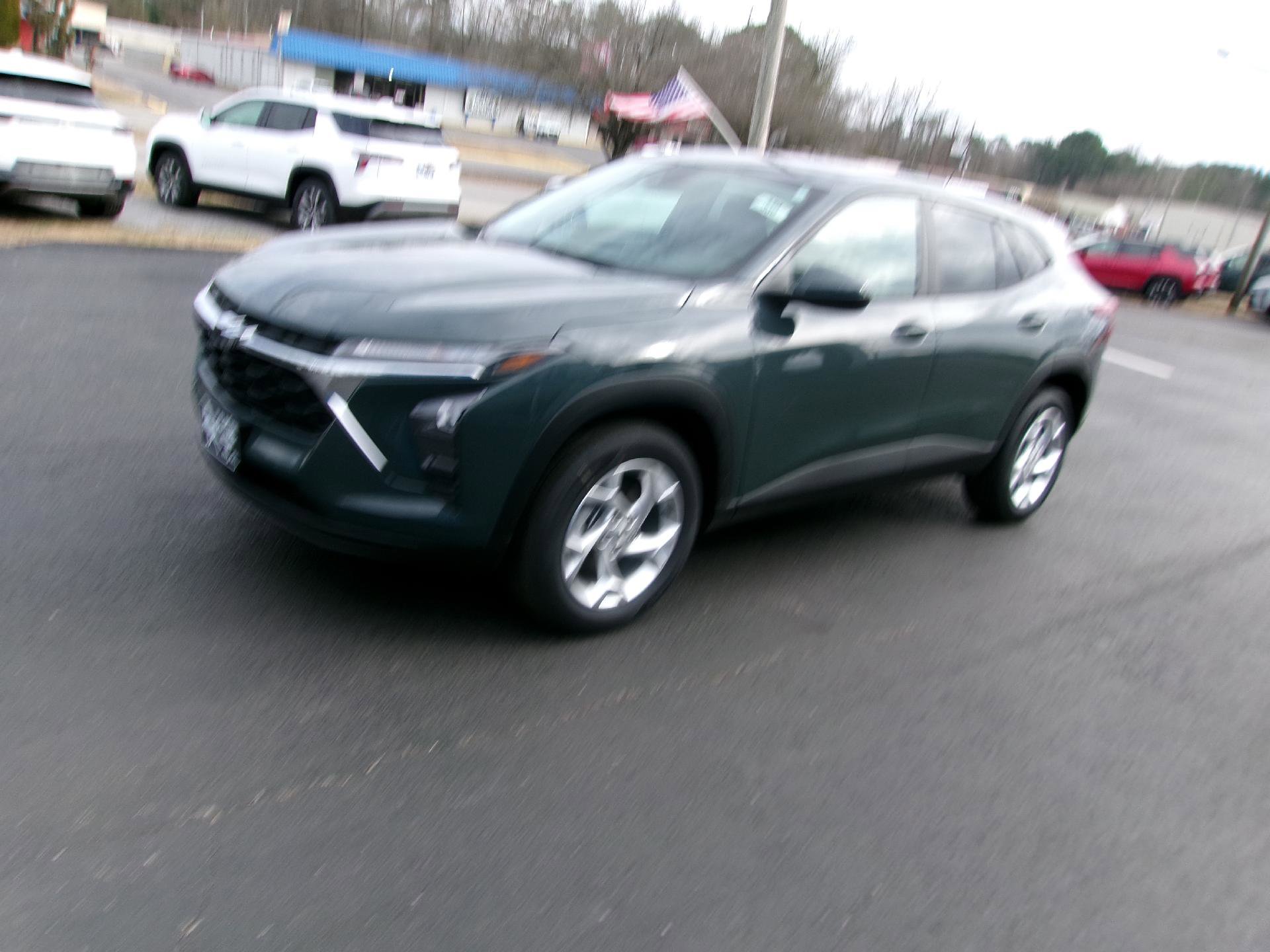 New 2026 Chevrolet Trax LS w/ LS Convenience Package image 7