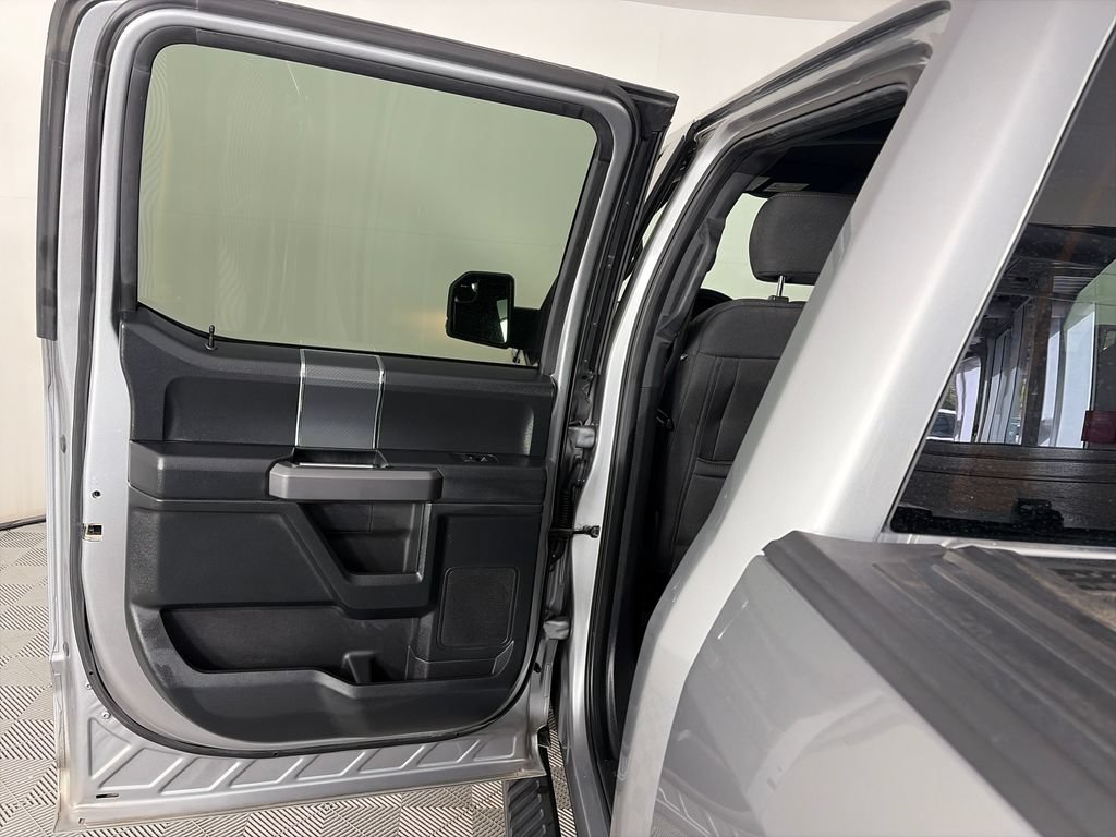 Used 2020 Ford F150 XLT w/ Equipment Group 302A Luxury AWD/4WD image 12