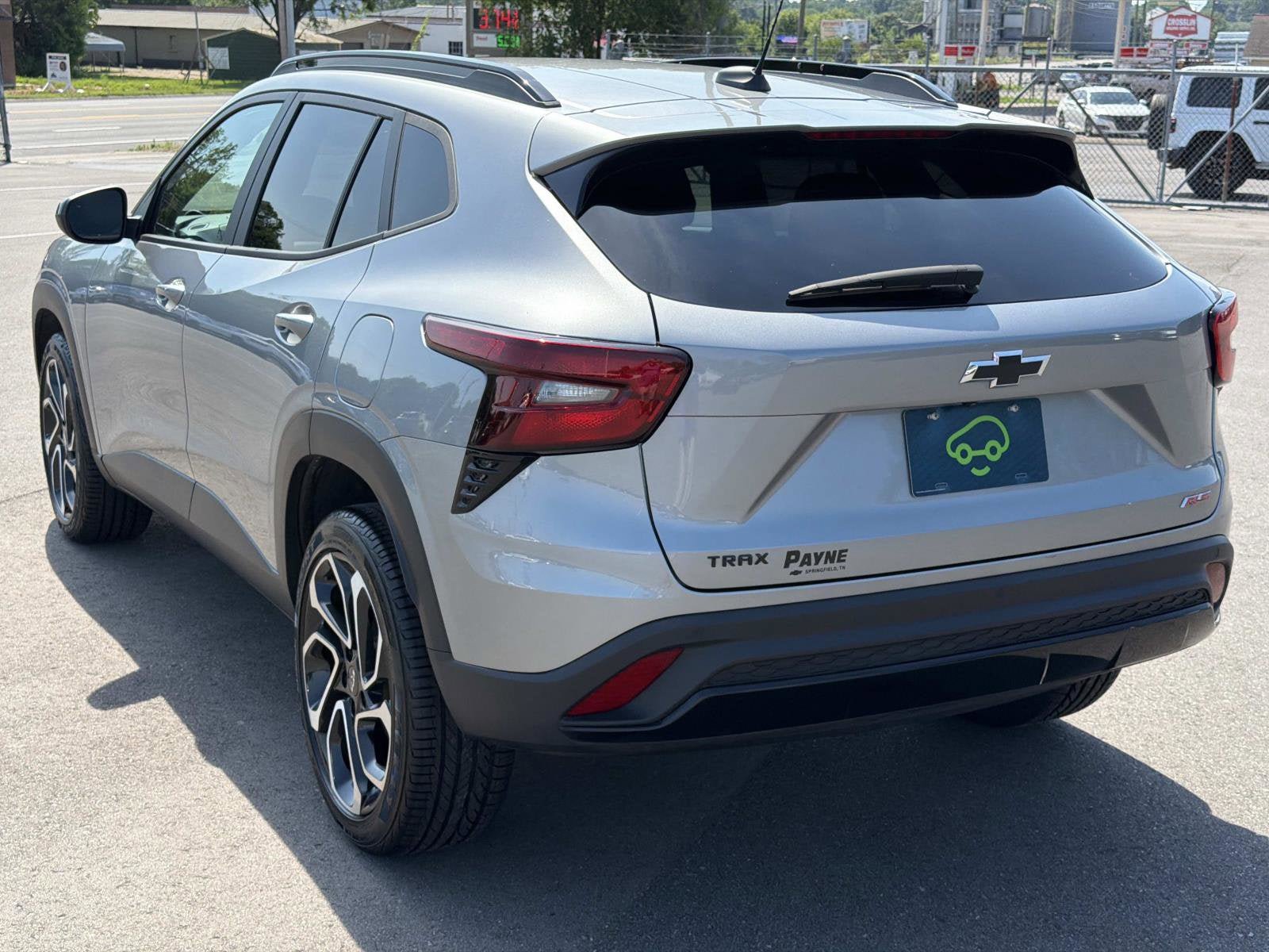Certified 2025 Chevrolet Trax RS w/ Driver Confidence Package FWD image 5