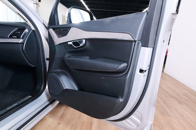 Used 2023 Volvo XC90 T8 Ultimate image 19