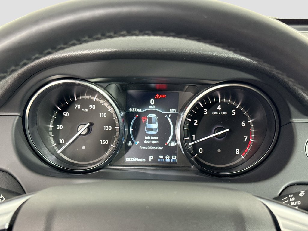 Used 2019 Land Rover Discovery Sport SE AWD/4WD image 43