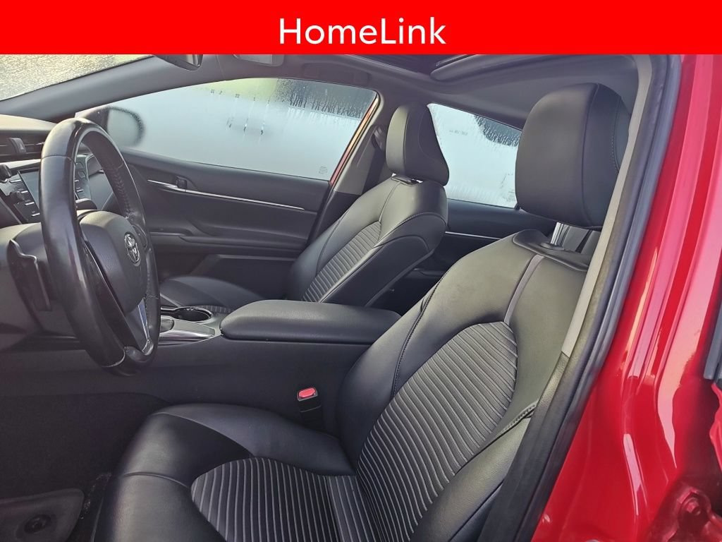 Used 2020 Toyota Camry SE w/ Convenience Package FWD image 6