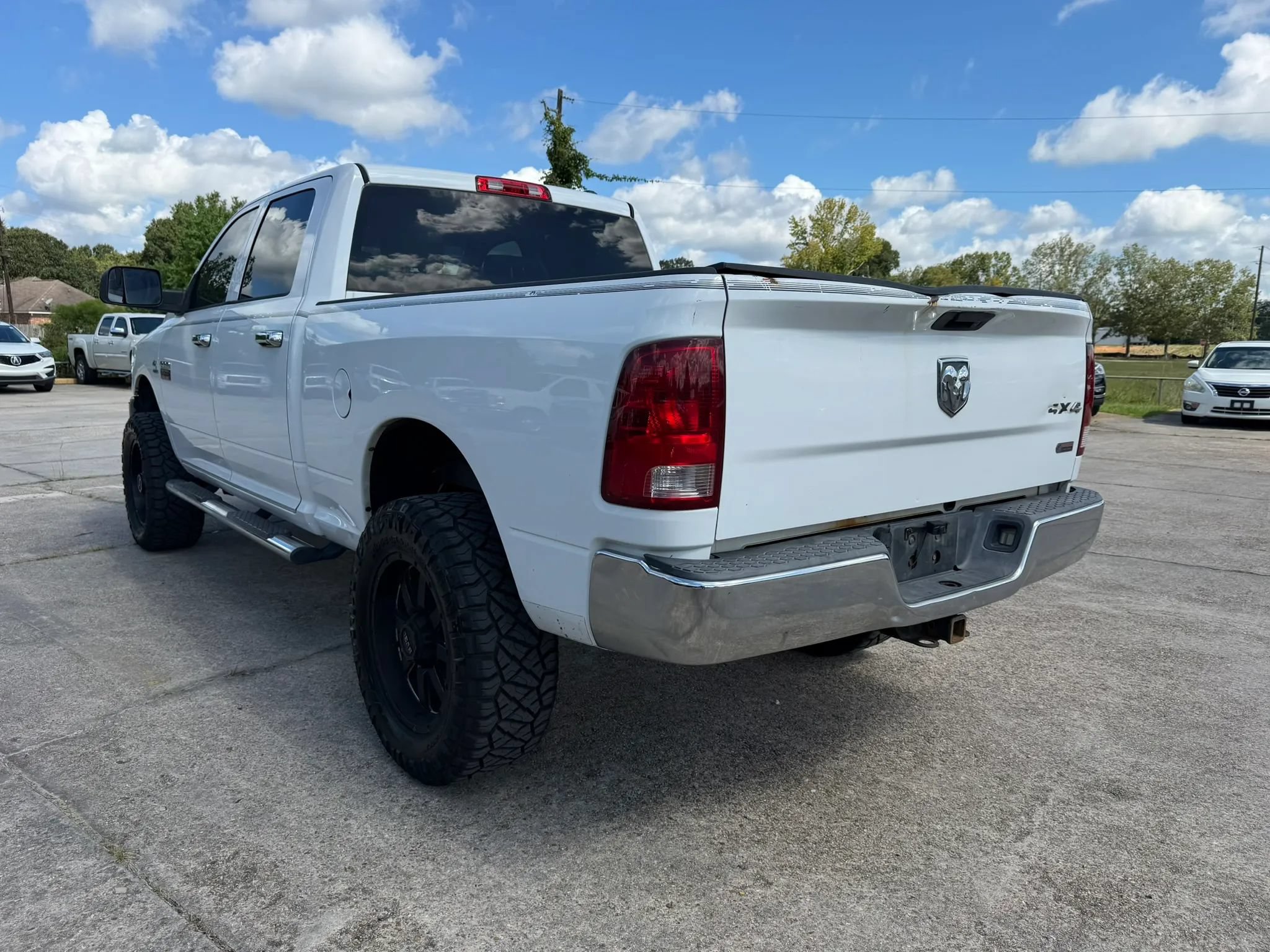 Used 2012 RAM 2500 ST w/ Chrome Appearance Group AWD/4WD image 3
