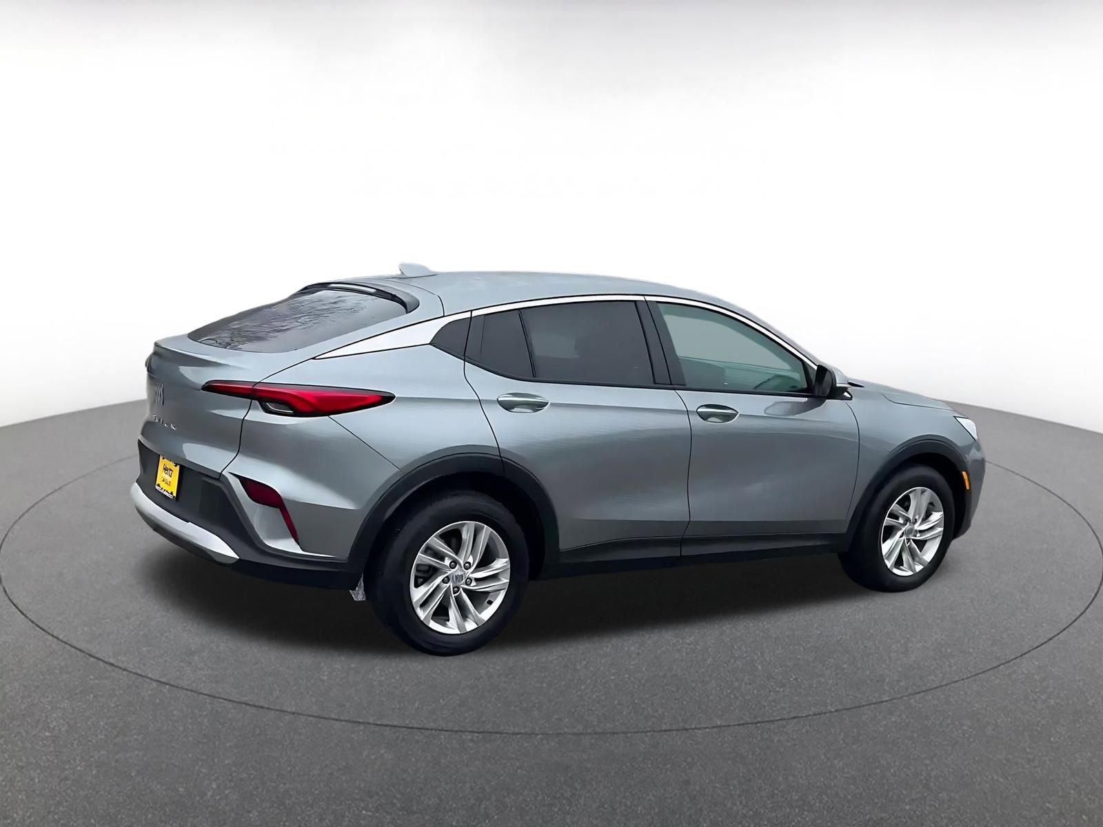 Used 2025 Buick Envista Preferred image 15