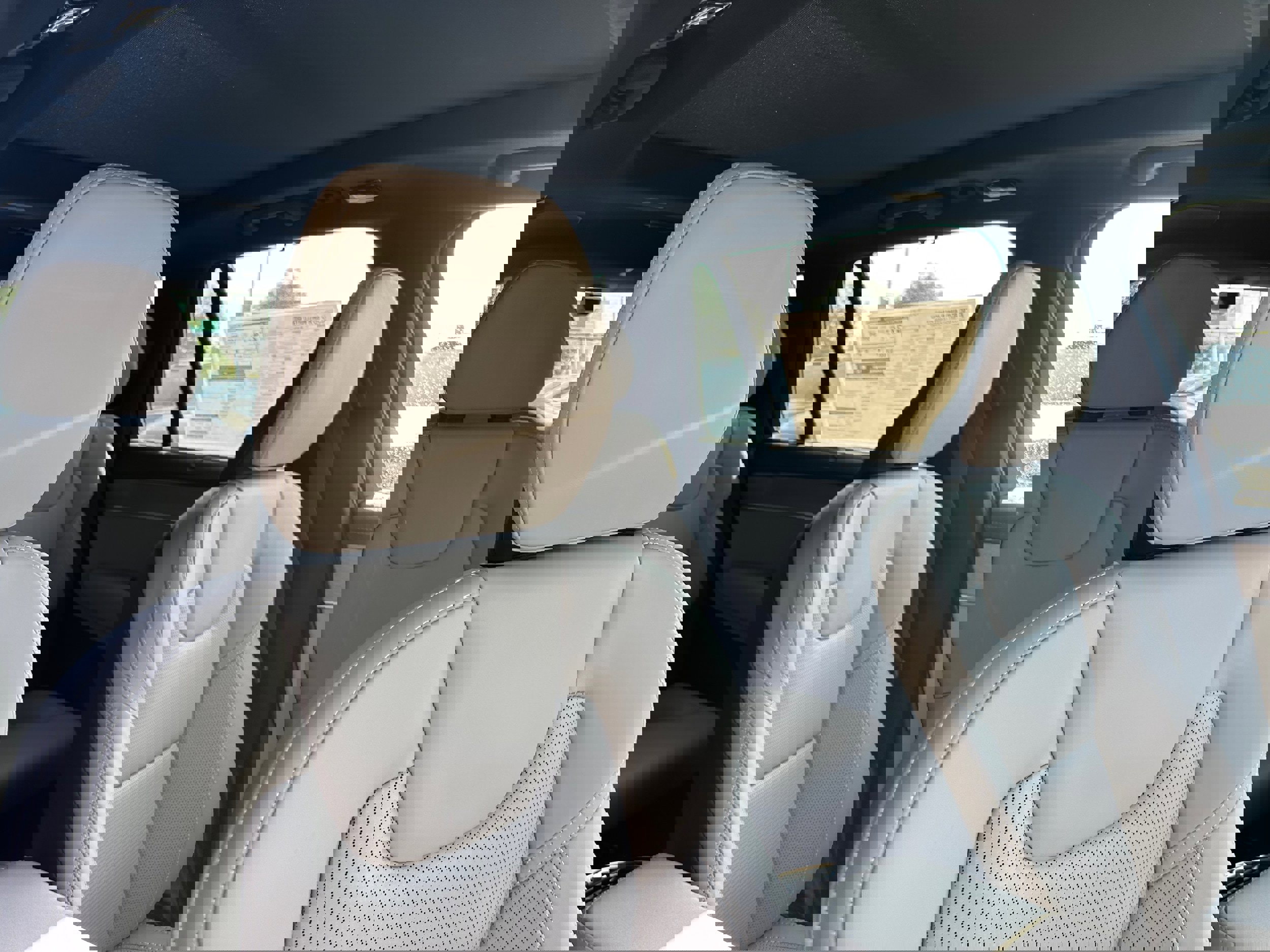 New 2026 Volvo XC90 B5 Ultra image 9