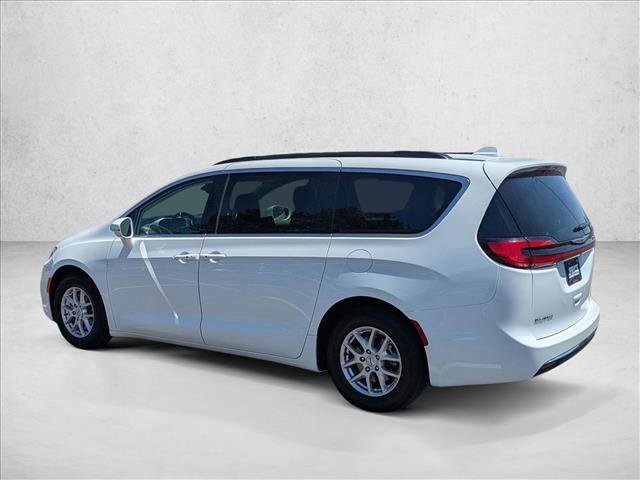 Used 2022 Chrysler Pacifica Touring-L FWD image 8