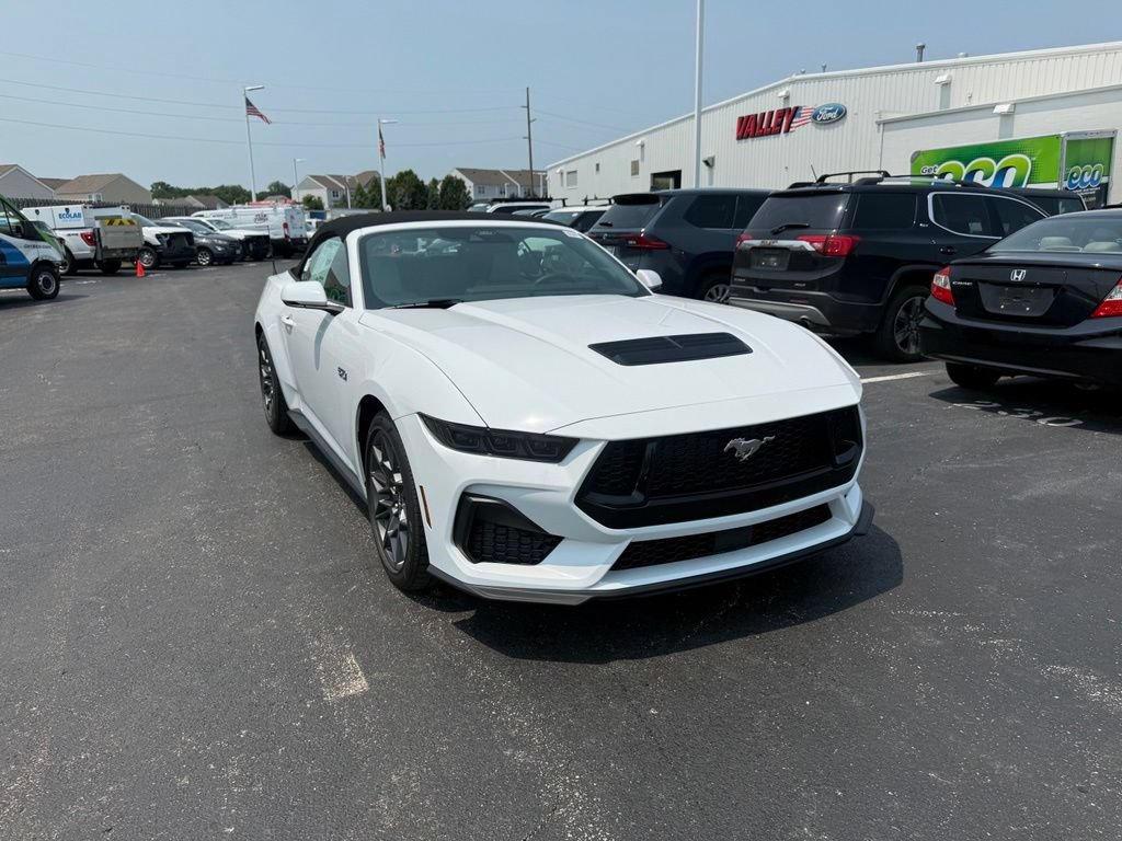 New 2026 Ford Mustang GT Premium w/ GT Performance Package RWD 360° Tour