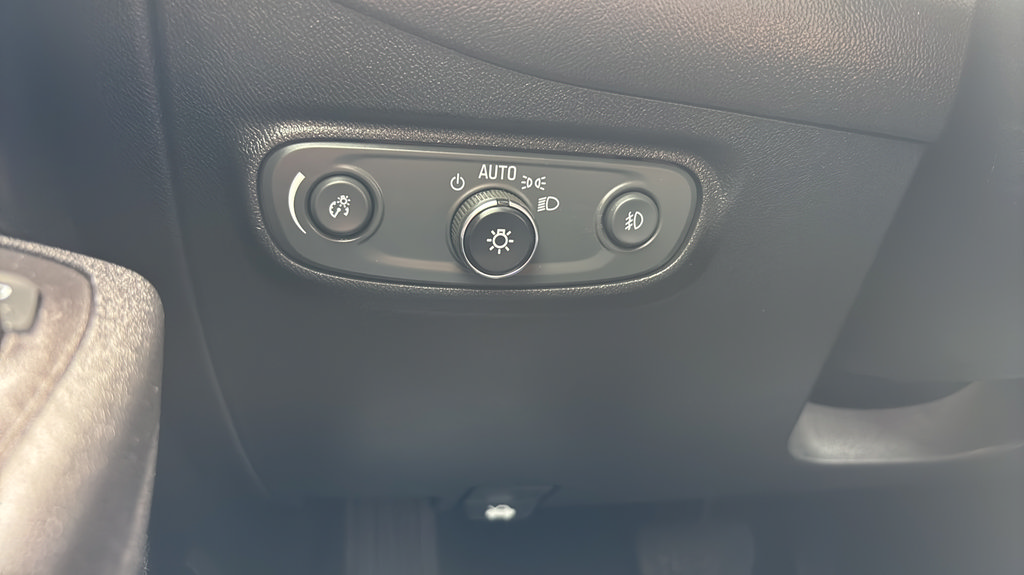 Used 2019 Chevrolet Equinox Premier AWD/4WD image 28