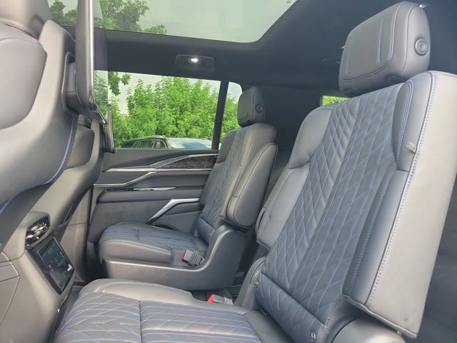 New 2026 Cadillac Escalade IQL Luxury AWD/4WD image 7