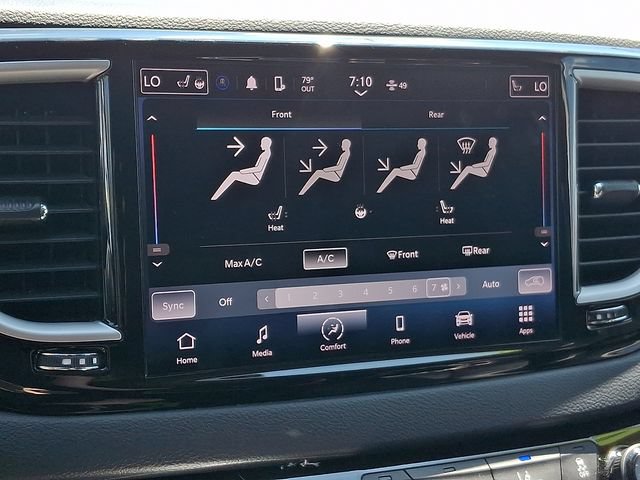 Certified 2023 Chrysler Pacifica Touring-L FWD image 16