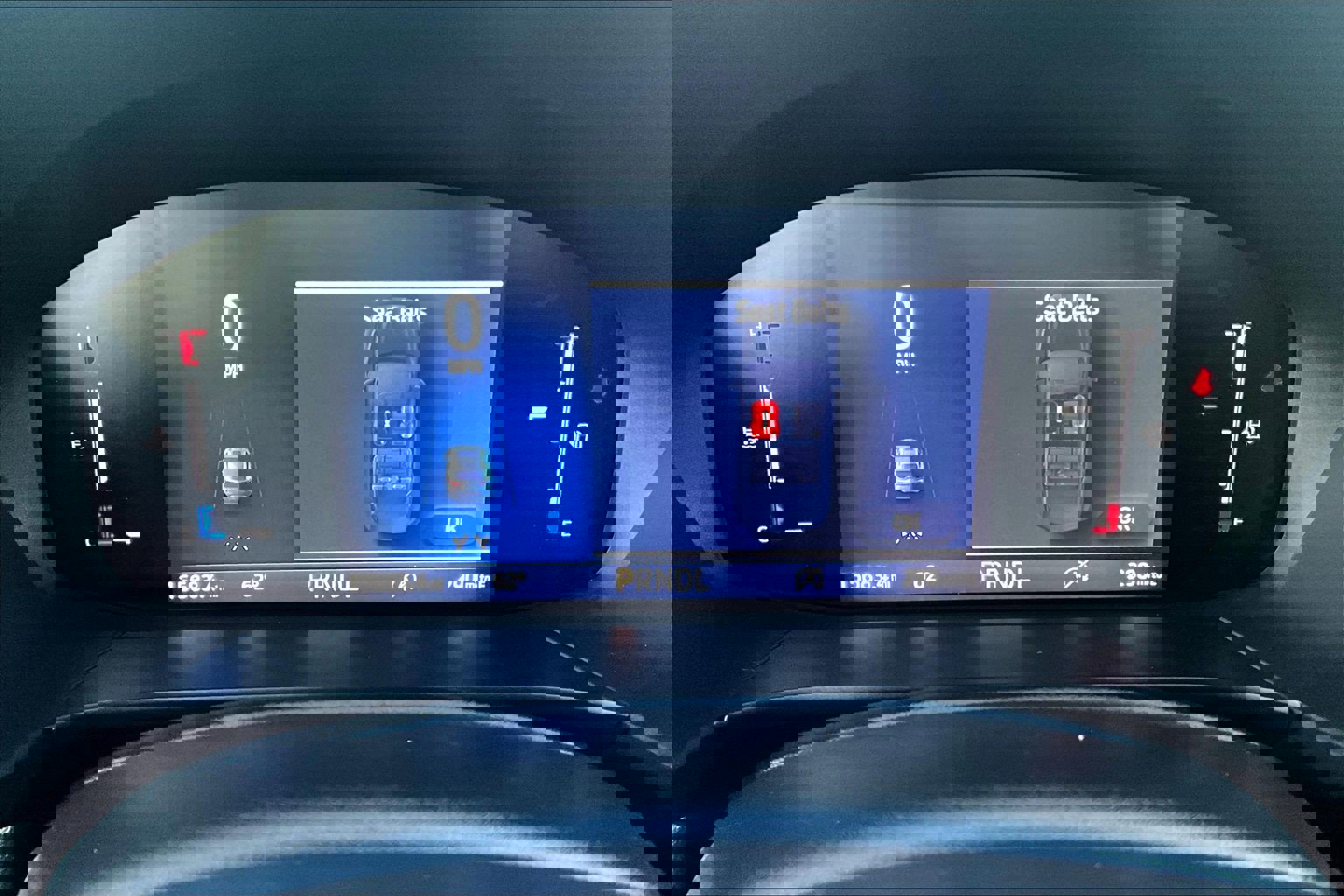 Used 2025 Ford Escape ST-Line w/ Cold Weather Package image 18