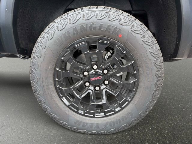 New 2026 GMC Canyon Elevation w/ Convenience Package image 10