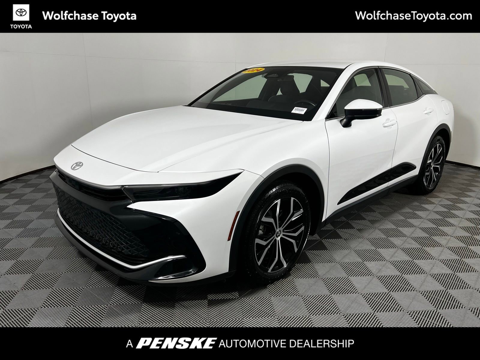 Used 2024 Toyota Crown XLE