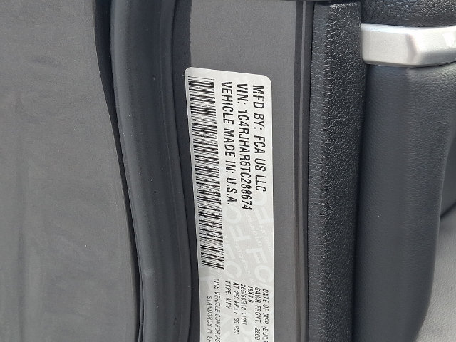 New 2026 Jeep Grand Cherokee Altitude AWD/4WD image 18