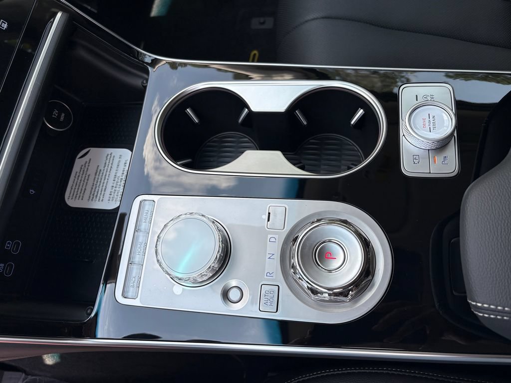 New 2027 Genesis GV80 2.5T AWD/4WD image 25