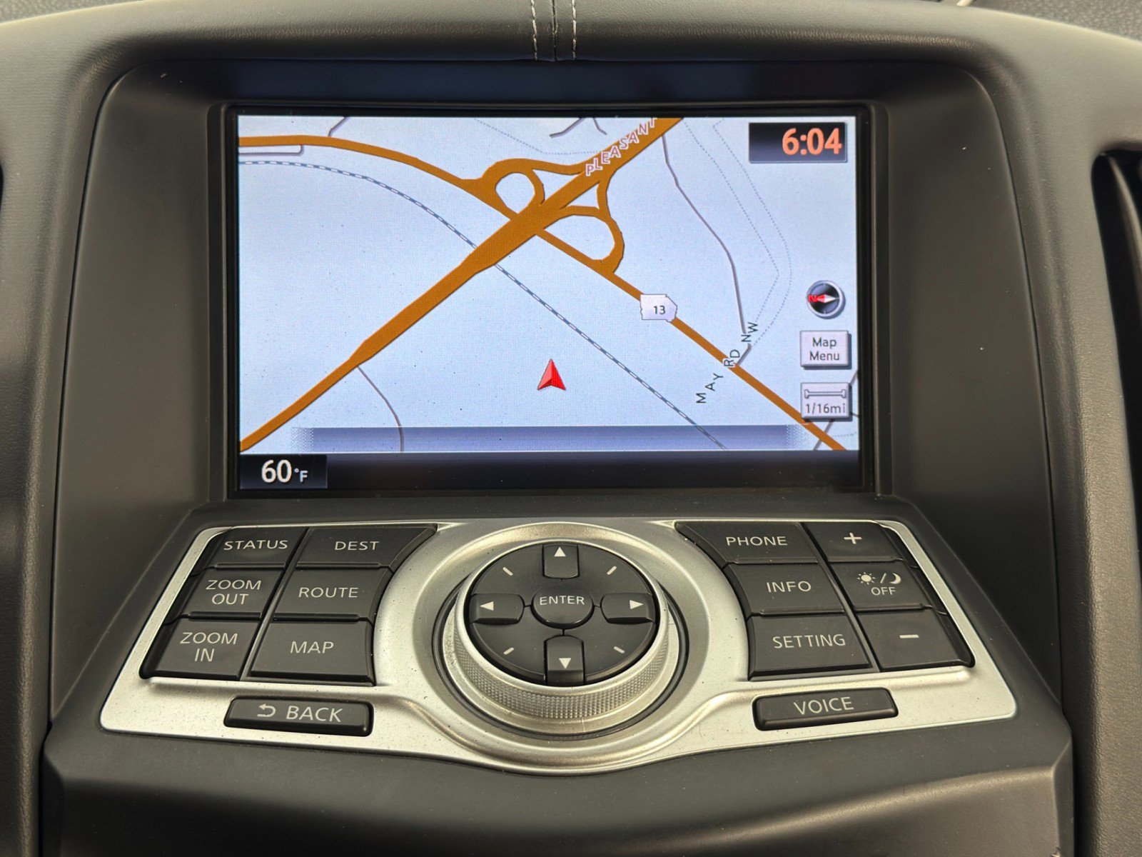 Used 2011 Nissan 370Z Touring image 24