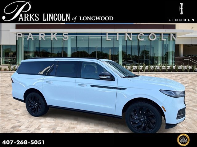 New 2026 Lincoln Navigator L Reserve w/ Jet Appearance Package
