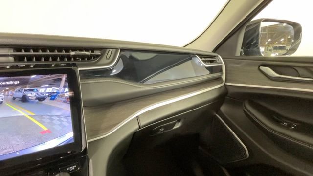 Used 2023 Jeep Grand Cherokee 4WD 4xe image 34