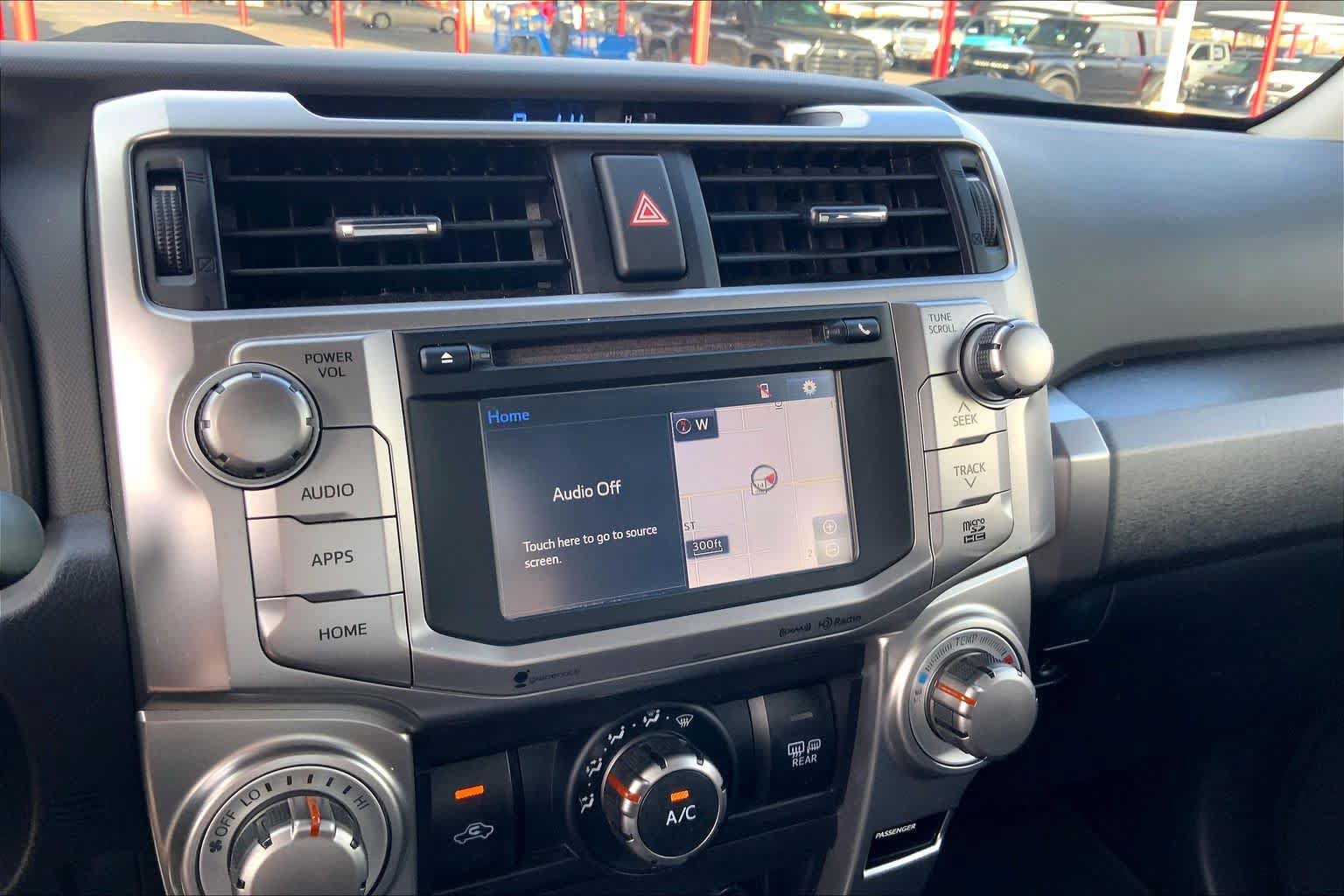 Used 2016 Toyota 4Runner SR5 Premium AWD/4WD image 34