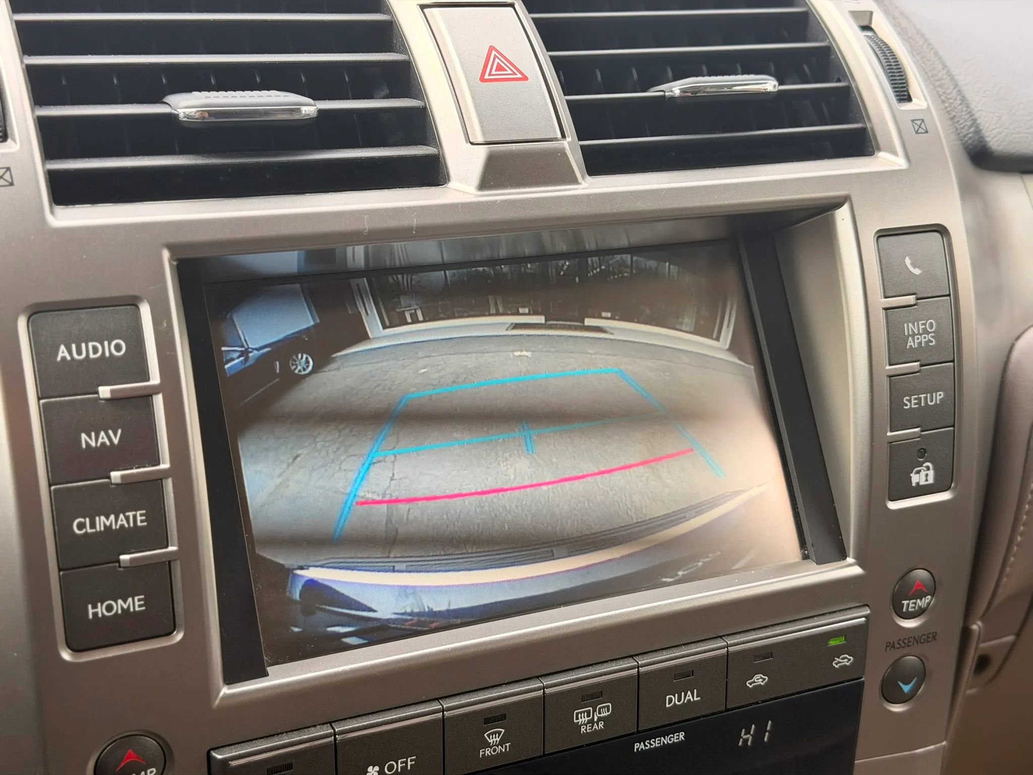 Used 2018 Lexus GX 460 w/ Navigation Package AWD/4WD image 16