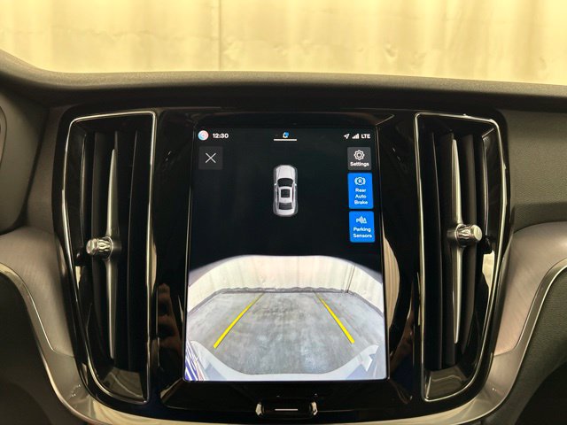 Used 2025 Volvo S60 B5 Core FWD image 12