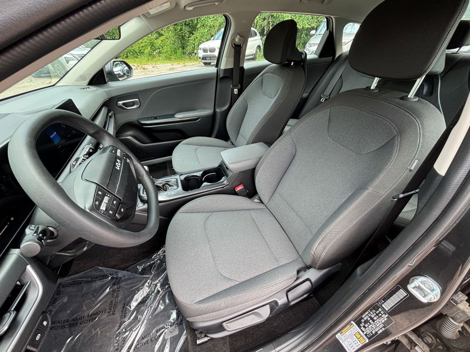 Used 2025 Kia K4 FWD image 35