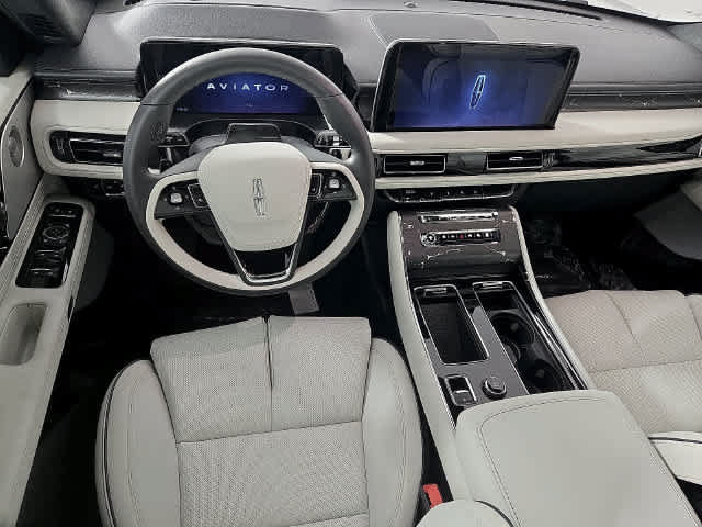 New 2026 Lincoln Aviator Black Label w/ Black Label Special Edition AWD/4WD image 11