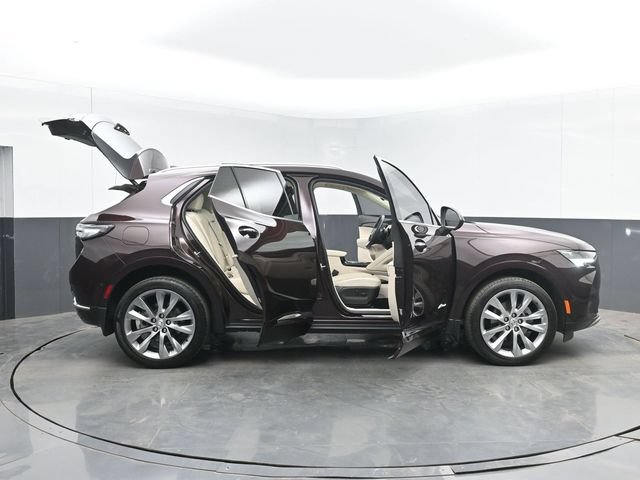 Used 2022 Buick Envision Avenir w/ Technology Package II AWD/4WD image 58