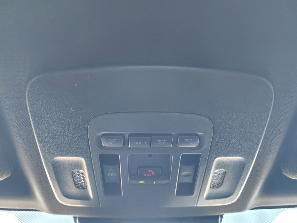 Used 2025 Toyota Camry XSE image 45