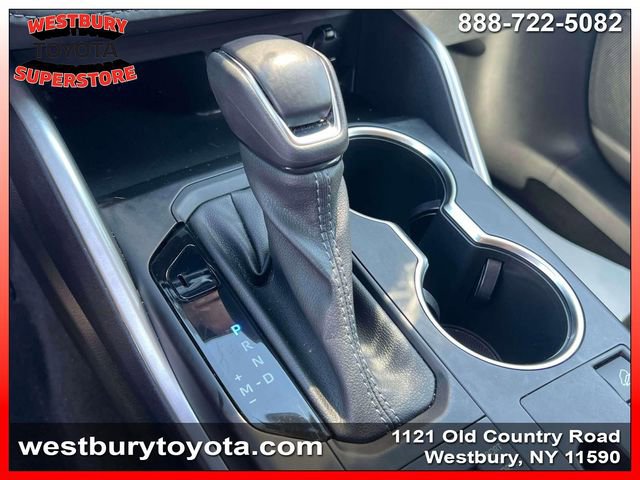 Used 2023 Toyota Highlander LE AWD/4WD image 31