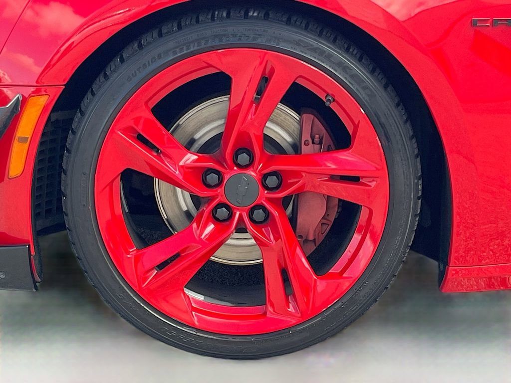 Used 2018 Chevrolet Camaro SS RWD image 30