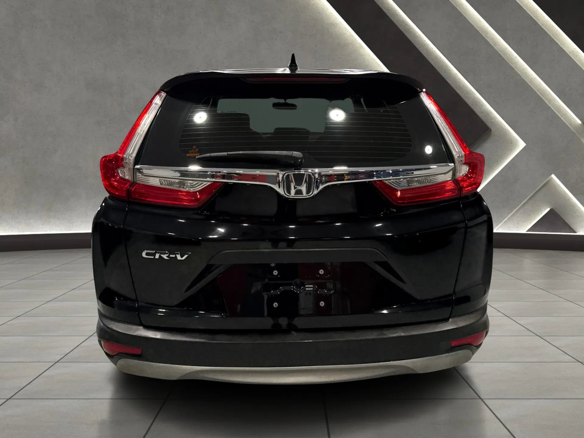 Used 2018 Honda CR-V LX image 4