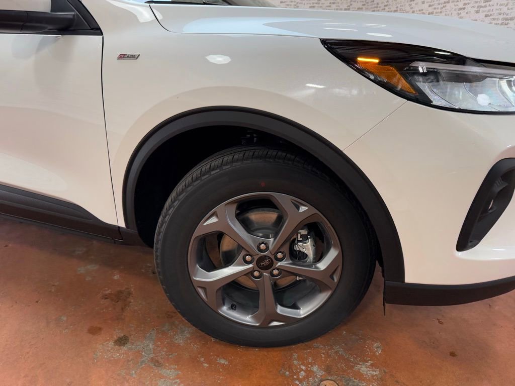 New 2026 Ford Escape ST-Line Select w/ Tech Pack #2 image 11