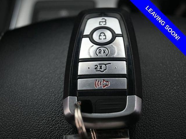Used 2022 Ford Edge Titanium AWD/4WD image 17