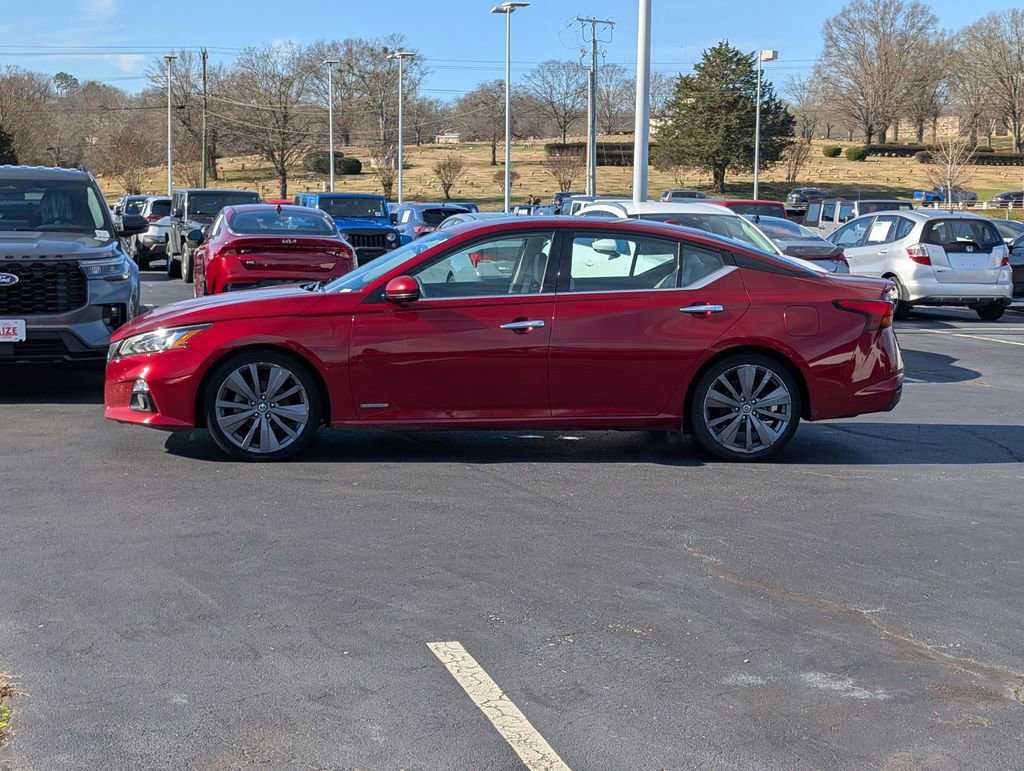 Used 2019 Nissan Altima 2.0 Edition One image 5